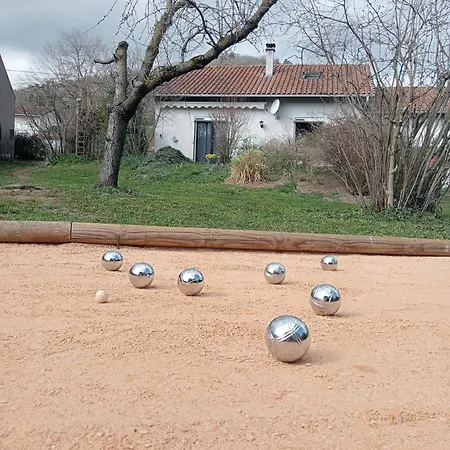 Holiday home La Du Berger & Son Terrain De Petanque Torsiac