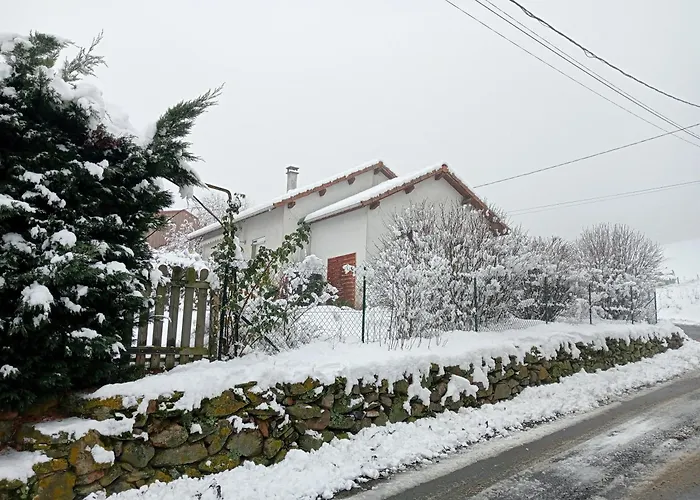Casa de Férias La Du Berger & Son Terrain De Petanque Torsiac